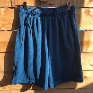Nike EUC men’s athletic shorts
